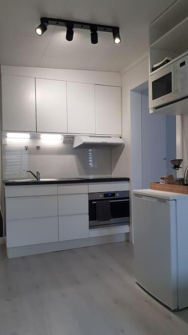 Lgh Lillemor, Naera Havet, Staden Och Naturen Strömstad Exteriör bild